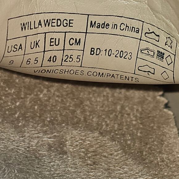 Vionic Willa Loafer Womens 9 Cream Patent Leather Wedge Slip On Arch Support - Picture 12 of 13